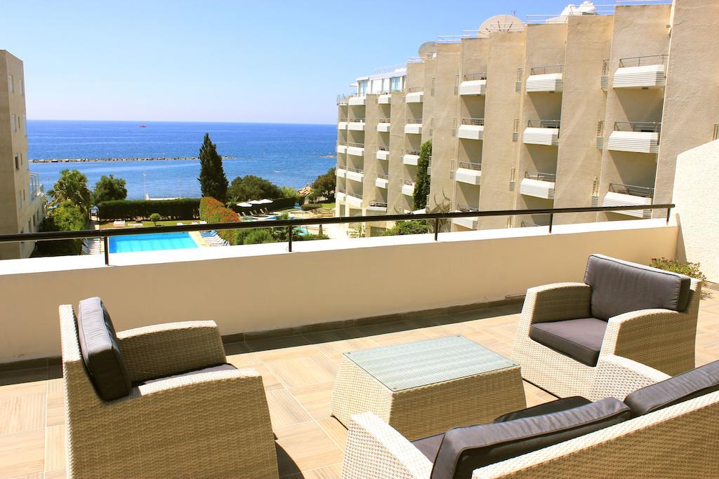 River Beach Apartments Limassol Room photo